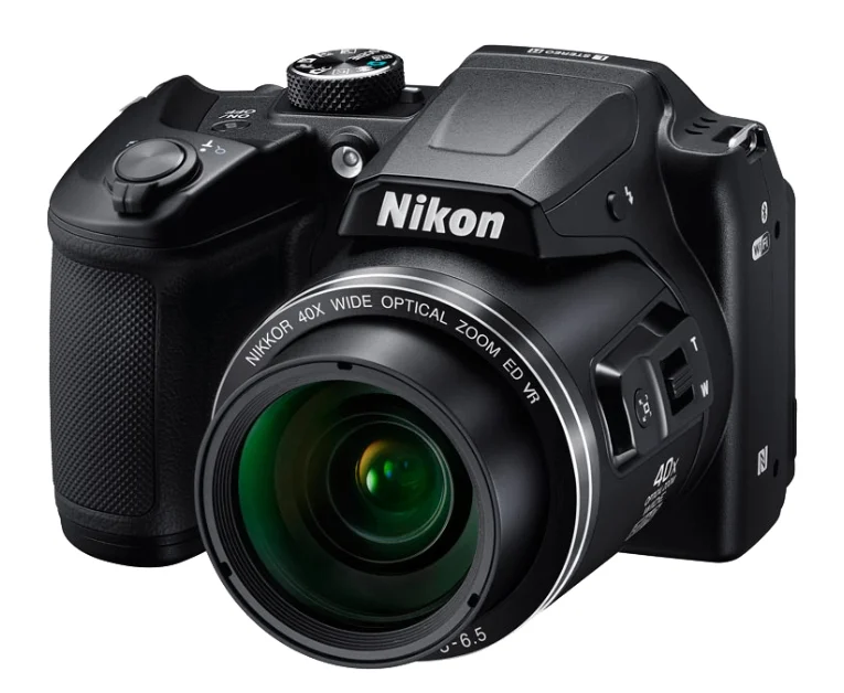 модель Nikon Coolpix B500
