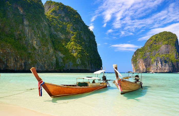 Zaliv-Majja-ostrova-Phi-Phi-Tailand