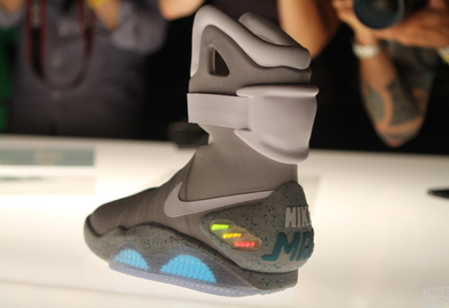Nike Mag Back To The Future (2011)